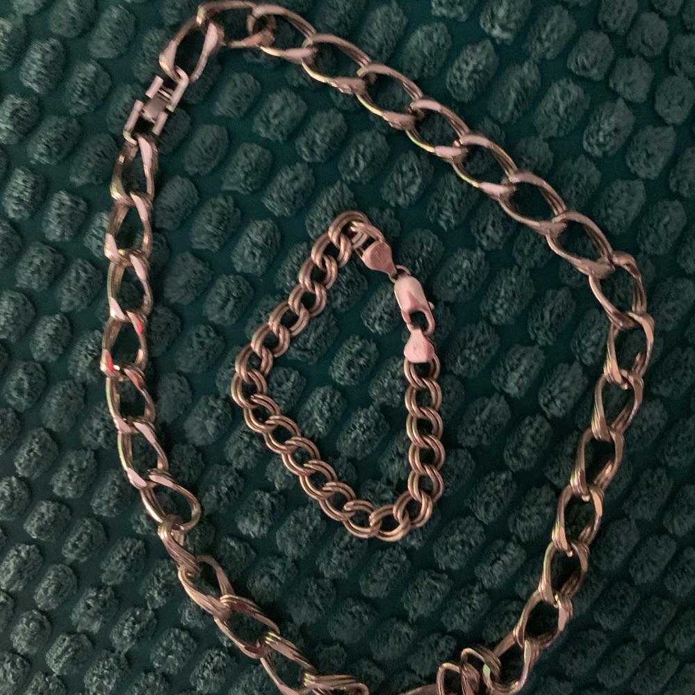 Jewelry - Picture 7 of 7